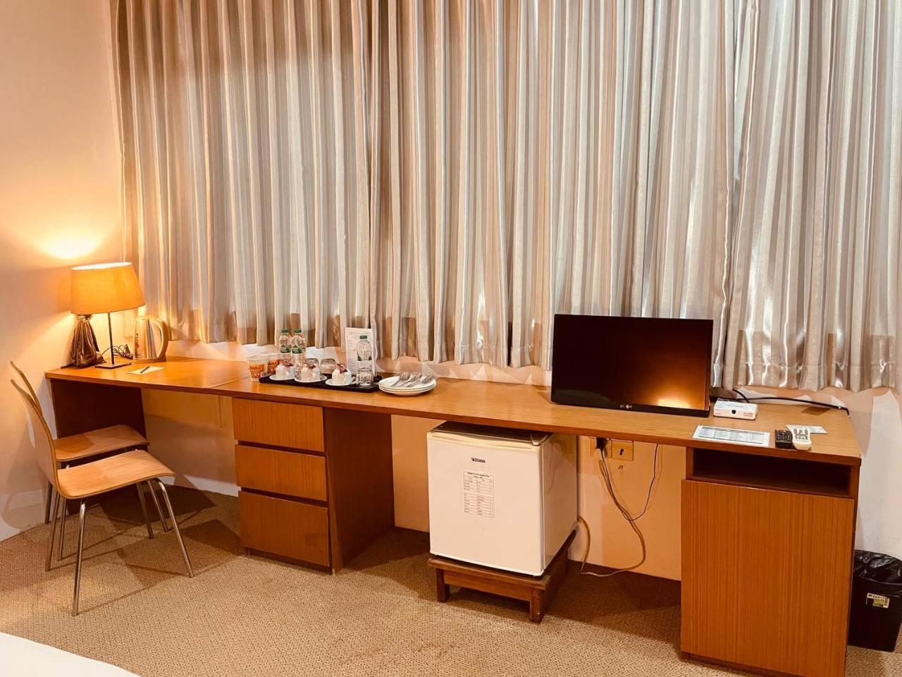 Yama Hotel & Rooftop Bar Hostel Yangon